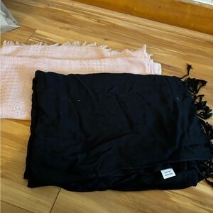 Black and Pink Scarves Set
